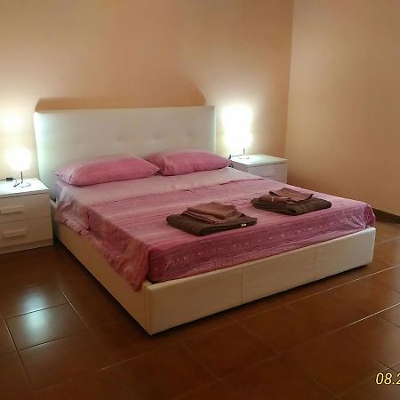 Santini House Hotel Рим Екстериор снимка