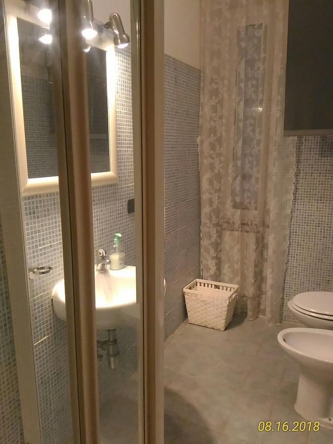 Santini House Hotel Рим Екстериор снимка
